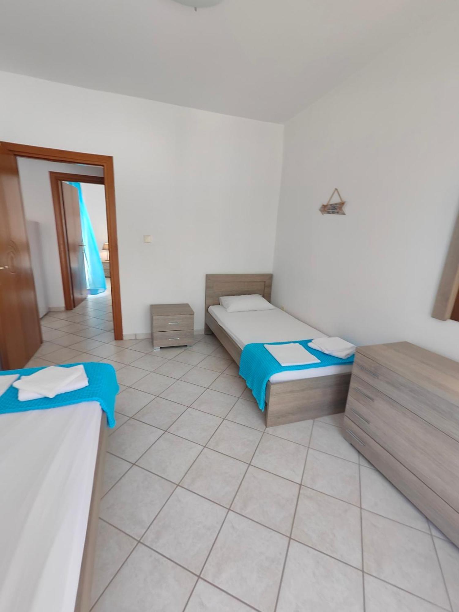 Roses Rt Apartments Skioni II ネア・スキオニ エクステリア 写真